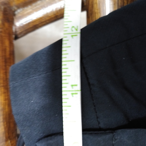 Miu Miu Elegant Black Skirt - Picture 14 of 15